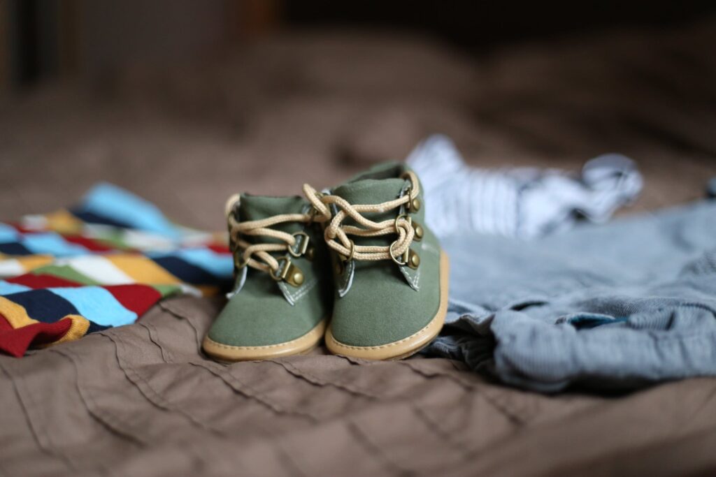 what age can babies wear shoes