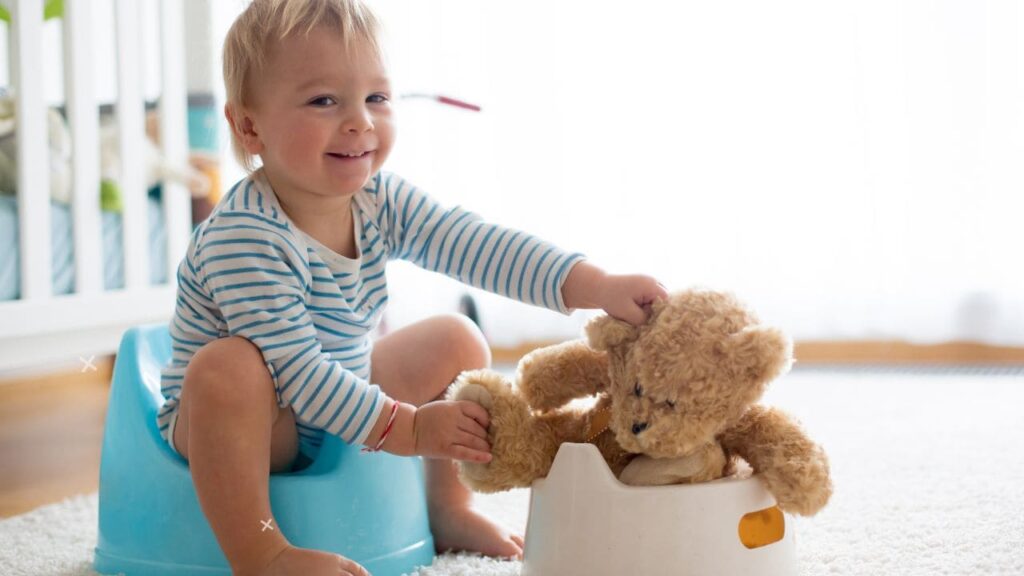 signs your child is not ready for potty training 2