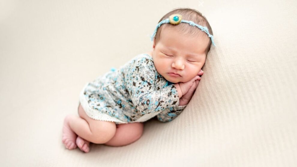 Newborn Rolls To Side While Sleeping: 5 Tips To Ensure Their Comfort ...